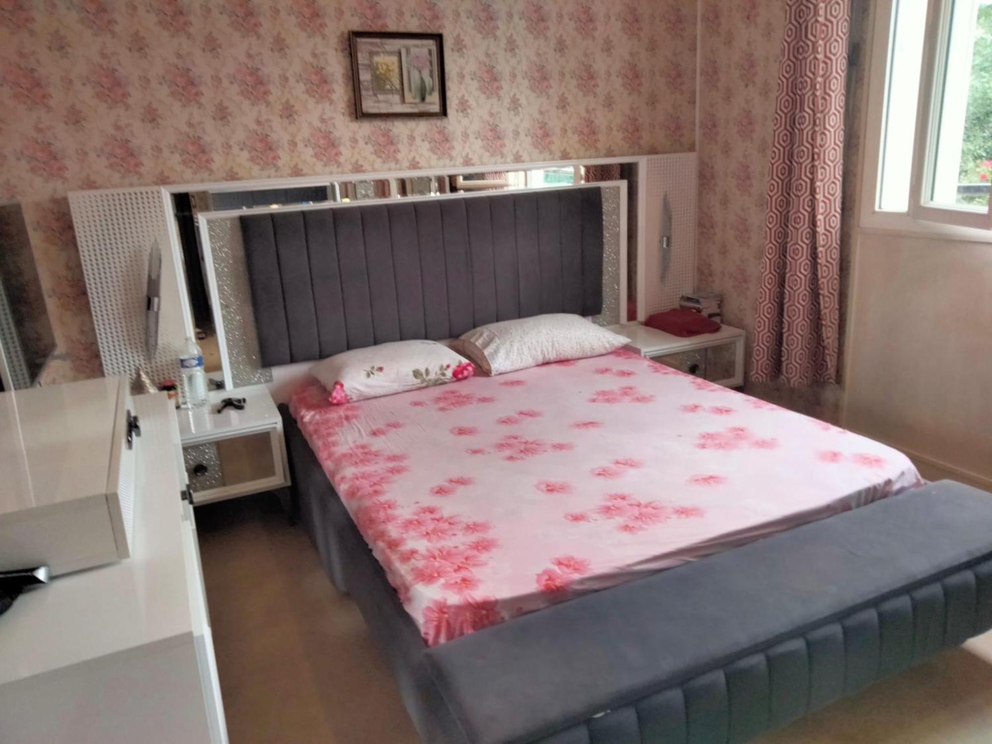 Maison Et Appartement La Courneuve Eksteriør billede